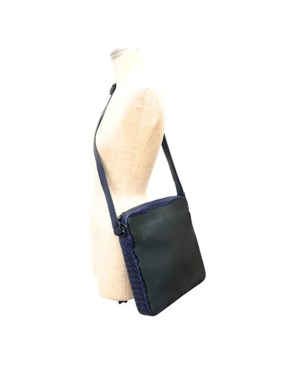 Bottega Veneta Intrecciato Trim Leather Shoulder Bag Crossbody Navy Gray Braided